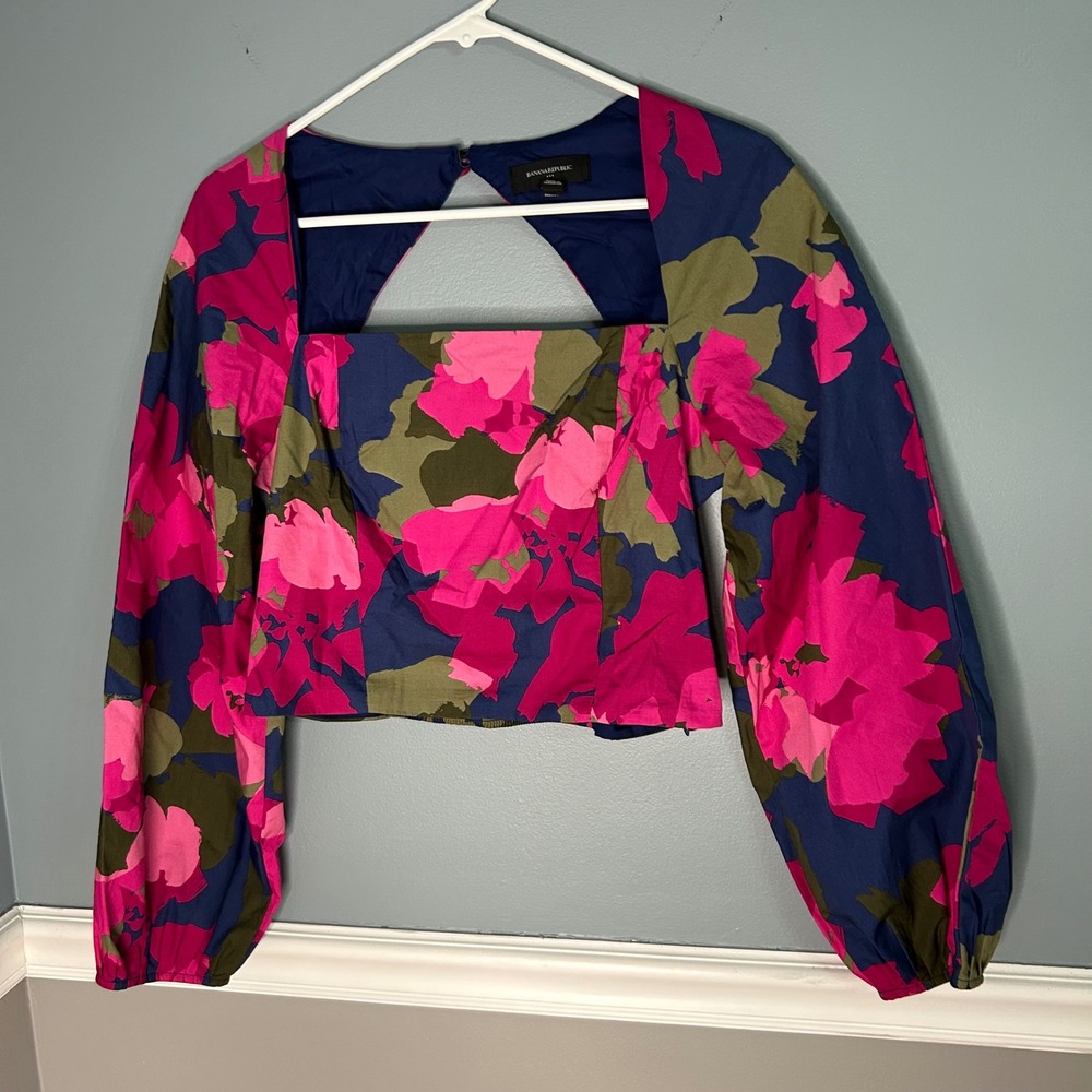 Banana‎ Republic Pink Navy Floral Square Neck Puff Sleeve Cutout Crop Top Medium